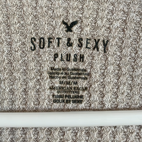 American Eagle Size Medium Cartigan - Picture 3 of 4